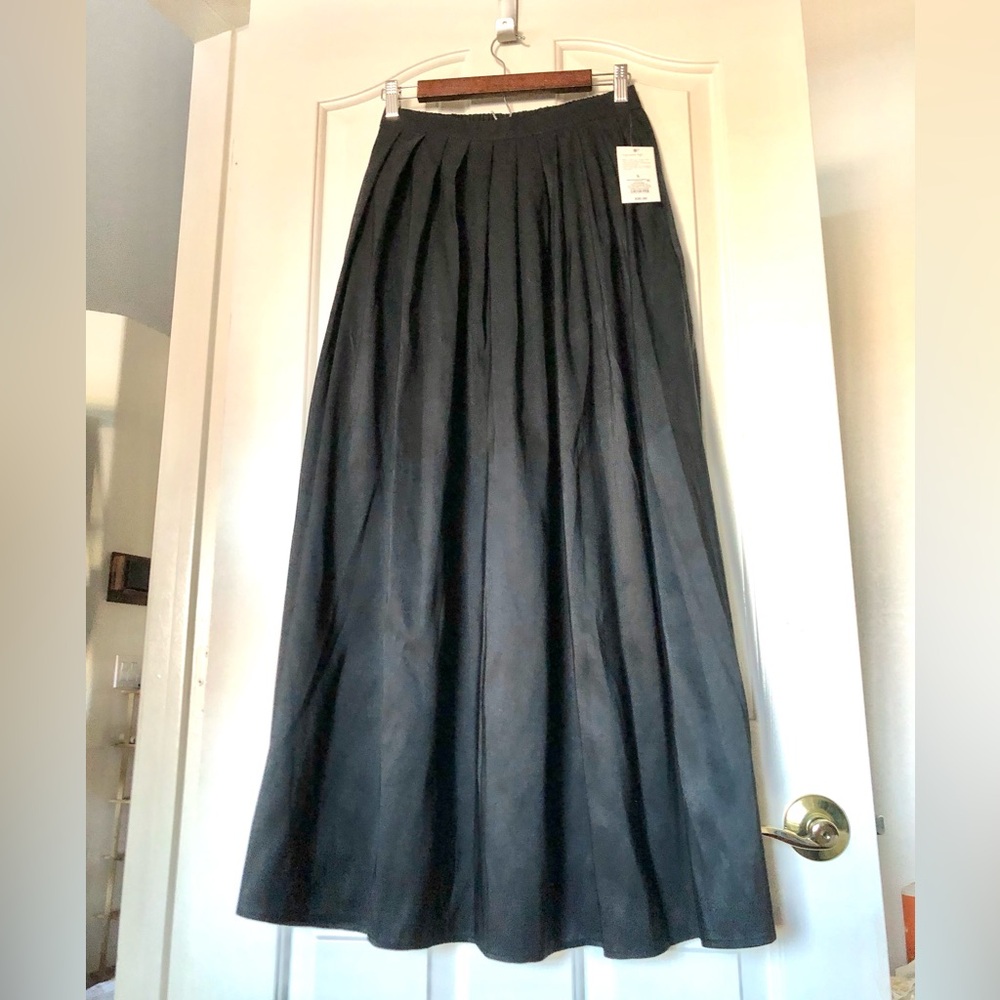 NWT a New Day Classic Black Maxi Pleated Skirt